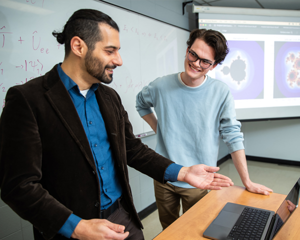 L'UQ forme les professionnels qui guident notre jeunesse